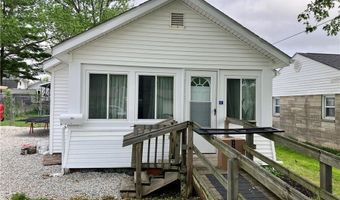 202 R St, Bedford, IN 47421