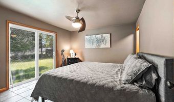 1545 N BLOSSOM Dr, Appleton, WI 54914