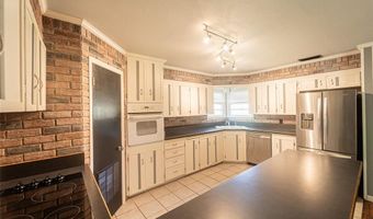 3301 Green Acres Rd, Abilene, TX 79605