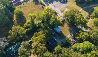 240 N Main St, Adairville, KY 42202