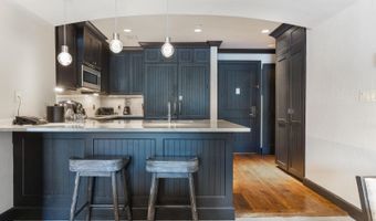 130 Daybreak Rdg Hs302, Avon, CO 81620