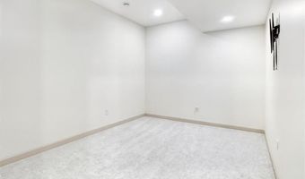 1603 Birdie Cir, Atchison, KS 66002