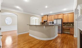9040 Woodland Trl, Alpharetta, GA 30009