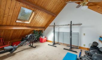 12 Laurence Way, Falmouth, ME 04105