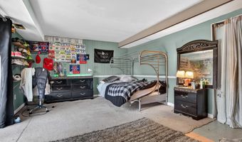 726 PLUMTREE Ln, Claymont, DE 19703