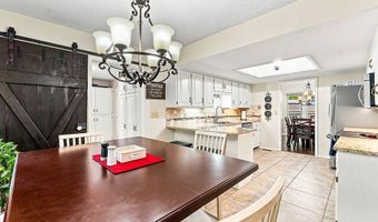 1 Rockford Ln, Bella Vista, AR 72715