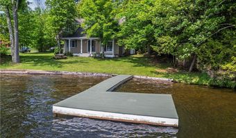 157 Sandy Point Dr, Amboy, NY 13028