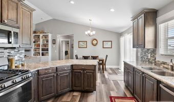 45 S Thompson Ln, Blackfoot, ID 83221