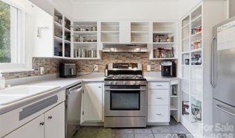 2736 Palm Ave, Charlotte, NC 28205