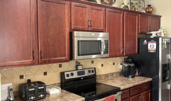 806 Heather Ln, Altamont, NY 12009