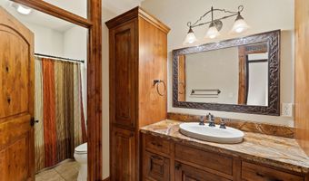 1363 Lake Pointe Dr, Bigfork, MT 59911