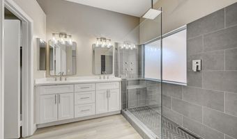 419 Viewmont Dr, Henderson, NV 89015