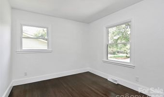 2038 Sandhurst Dr, Charlotte, NC 28205