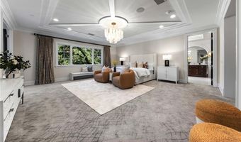 81 Hacienda Dr, Arcadia, CA 91006