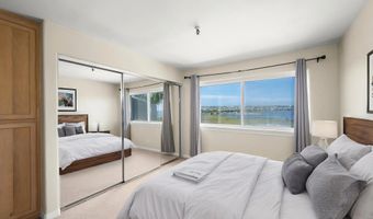 3991 Crown Point Dr P13, San Diego, CA 92109