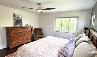 8047 Lavelle Rd, Athens, OH 45701
