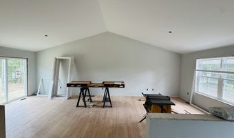 68 South St, Brooklyn, CT 06234