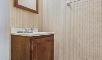 127 HAMPSTEAD Dr 127, Ambler, PA 19002