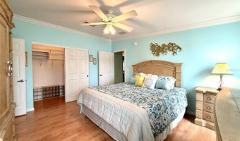 194 S PORT ROYAL Ln, Apollo Beach, FL 33572