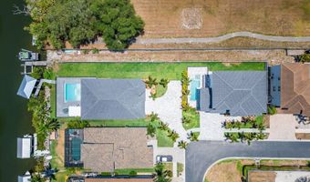 517 Treviso Dr, Apollo Beach, FL 33572