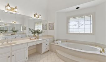 3835 Spalding Blf, Peachtree Corners, GA 30092