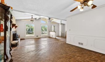 1064 Knollwood Acres Rd, Boiling Springs, SC 29316