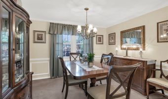 56 LaBelle Ter, Amherst, NY 14228