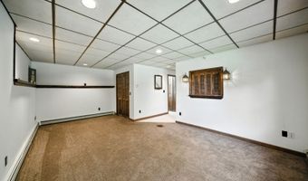 30 Lakeshore Dr, Alloway, NJ 07422