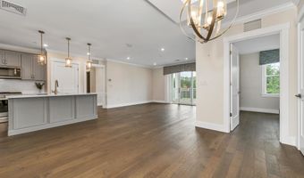 7 Longview Dr 105, Atkinson, NH 03811