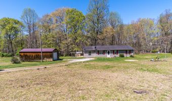 121 White Pine Rd, Beattyville, KY 41311