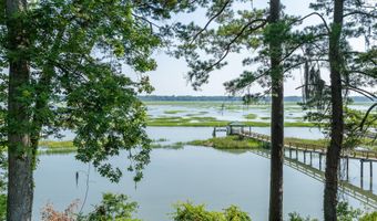 24 Presnell Cir, Beaufort, SC 29902