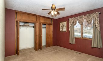 5524 N North Dakota Ave, Ames, IA 50014