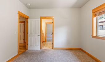 1562 NW Lepage Pl, Bend, OR 97703