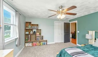 82 Martin St, East Providence, RI 02914