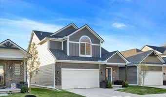 27645 Maryjane Ln E, Chesterfield, MI 48047