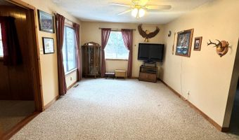 115 1st St SE, Akeley, MN 56433