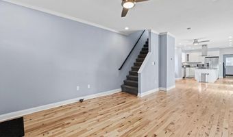 260 ROXBOROUGH Ave, Philadelphia, PA 19128