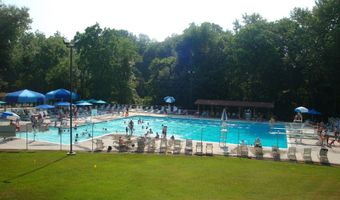4320 LORCOM Ln, Arlington, VA 22207