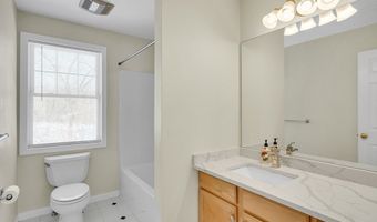 5 Samantha Way 5, Acton, MA 01720