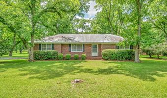 3104 Leggett Dr, Albany, GA 31721