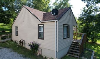 713 E Benton Ave, Ava, MO 65608