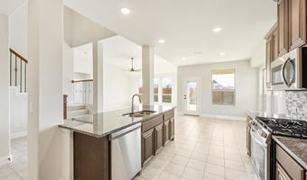222 Shawnee Trl, Alvarado, TX 76009