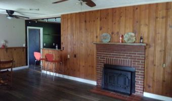 120 Wickham St, Alderson, WV 24910