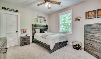 1127 Savannah Ridge Rd, Lincolnton, GA 30817
