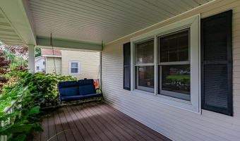 618 9th St, Ames, IA 50010