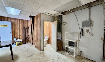225 E Washington Ave, Athens, TN 37303