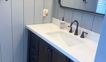 500 Cobblestone Ct Ct, Egg Harbor Twp., NJ 08234