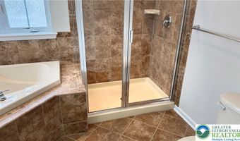 311 McNair Dr, Allen, PA 18067