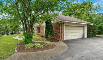 463 Londondary Dr, Ballwin, MO 63011