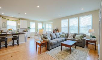 580 N Highlander Way, Addison, IL 60101